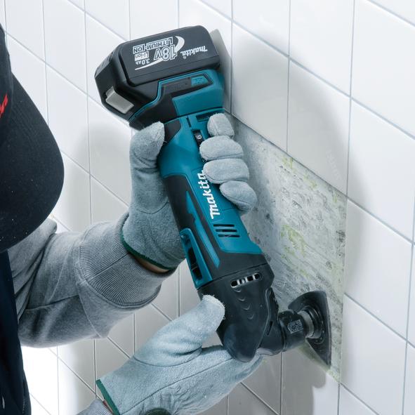 Actual product image Makita DTM50RFJ