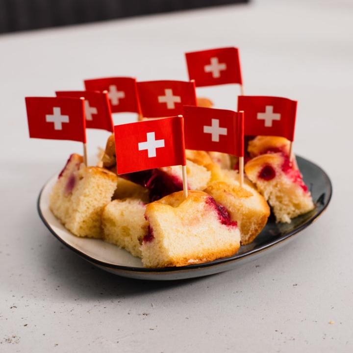 Actual product image Fiesta Switzerland mini flag sticks (50 Piece)