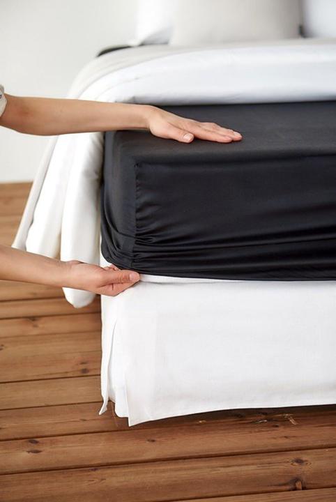 Actual product image Living Home Uni Satin II (180 x 200 cm)