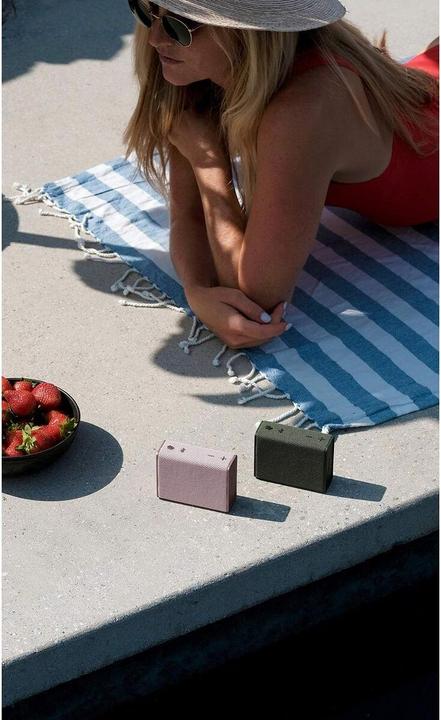 Actual product image Urbanista Sydney Olive Green (5 h)