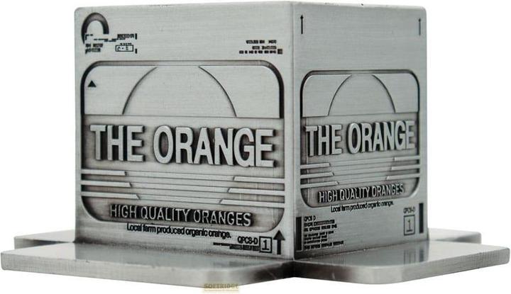 Actual product image Fanattik Metal Gear Solid 2 Replica Cardboard Box