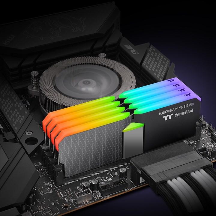 Produktbild Thermaltake ToughRAM XG RGB DDR5 2x16GB 6600MHZ CL32 XMP3 EXPO (2 x 16GB, 6600 MHz, DDR5-RAM, DIMM)