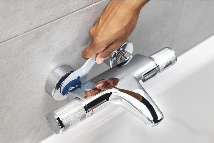 Image du produit Grohe Start QuickFix robinet de baignoire, économie d'énergie, entraxe 153mm (CH) noir mat