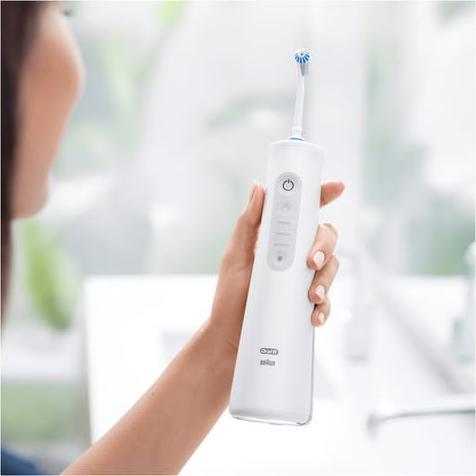 Actual product image Oral-B AquaCare 6
