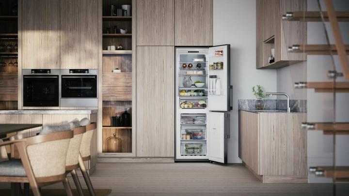 Produktbild Asko Kühl-Gefrierkombination freistehend PREMIUM RFN23841S Edelstahlfront und silber (326 l)