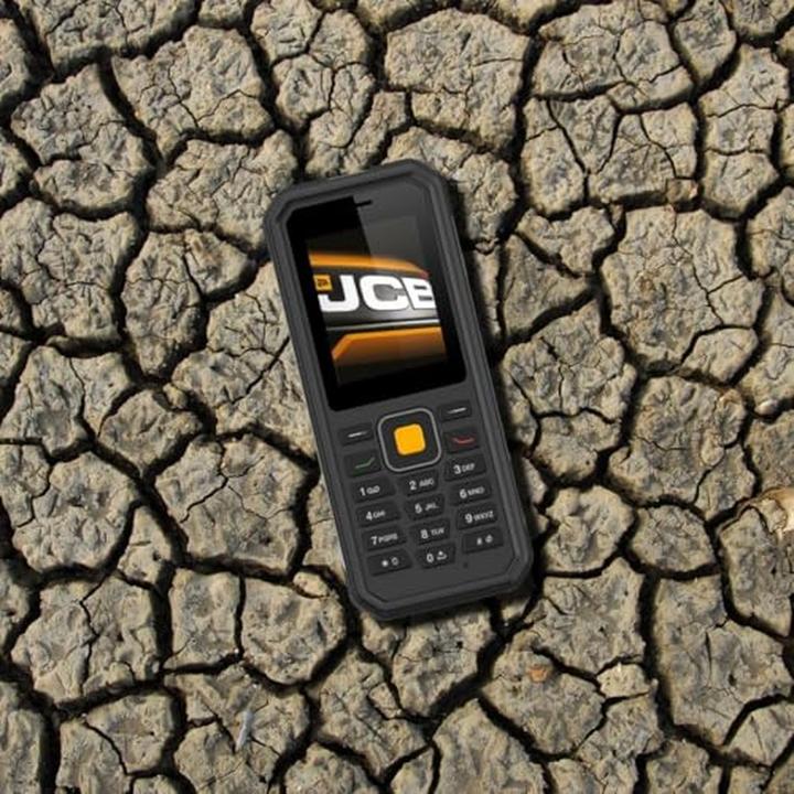 Productafbeelding JCB Tradesman 4 (2.40", 2 Mpx, 4G)