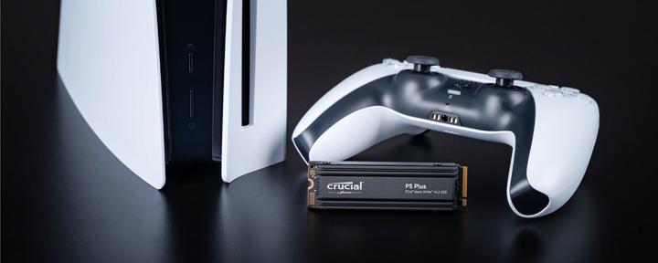 Produktbild Crucial P5 Plus mit Heatsink (2000 GB, M.2 2280)