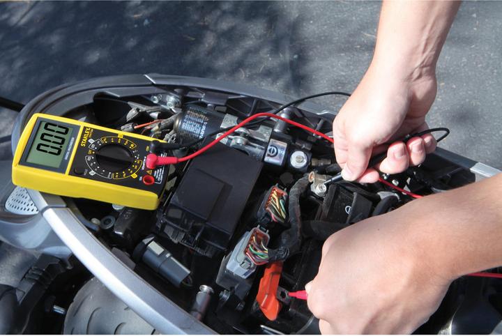 Actual product image Stanley Multimeter (CAT III 300V)