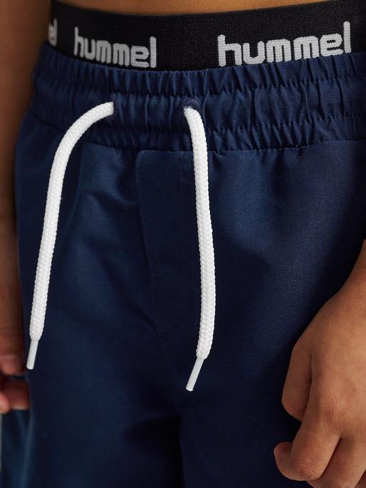 Actual product image hummel hmlSWELL BOARD SHORTS (104)