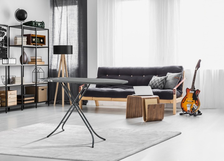 Actual product image Leifheit Classic M black (120 x 38 cm)