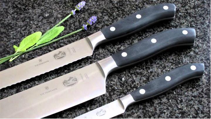 Actual product image Victorinox Grand Maître (15 cm)