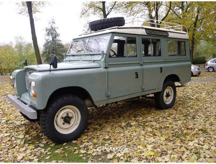 Actual product image Revell Land Rover Series III