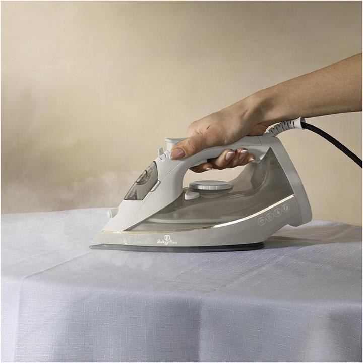 Actual product image BerlingerHaus Sahara Collection iron (2200 W)