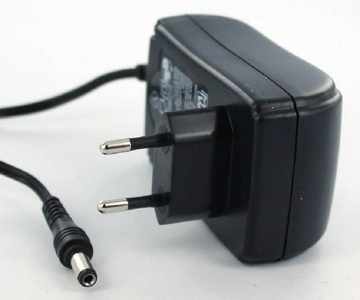 Immagine prodotto AGI 36792 - Router - Interno - 12 V - 1,5 A - HUAWEI LTE CUBE E5180 - 1,5 A