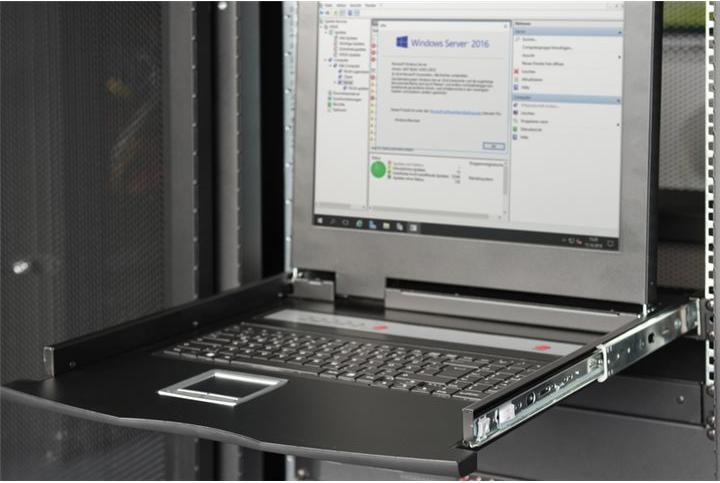 Produktbild Digitus Modulare Konsole mit 17" TFT (43,2cm), 16-Port KVM & Touchpad, türkische Tastatur