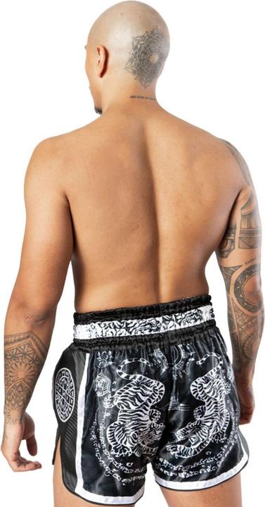 Image du produit 8Weapons 8 WEAPONS Muay Thai Shorts Carbon Sak Yant Tigers black (M)