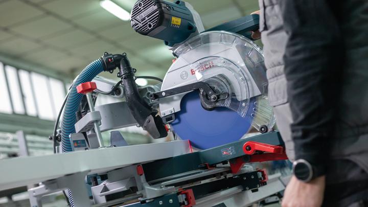 Actual product image Bosch Professional Zubehör Circular saw blade Expert for Multi Material, 254 x 30 x 2.4 mm, 80