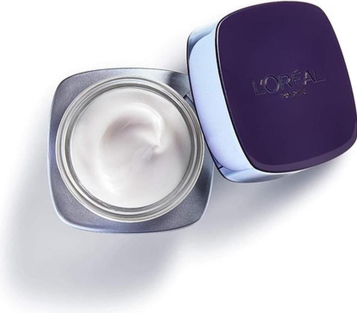 Image du produit L'Oréal Paris Revitalift Filler Soin Anti-Âge Révolution Volume (50 ml, Crème de jour)