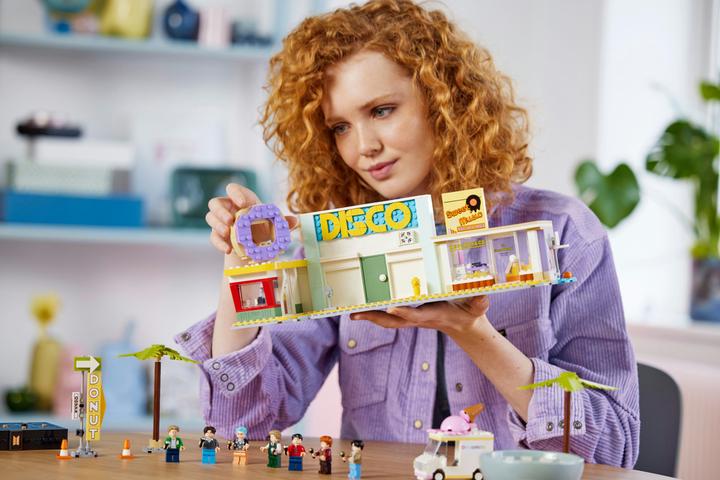 Immagine prodotto LEGO Idee BTS Dynamite (21339, LEGO Ideas, Set LEGO rari)
