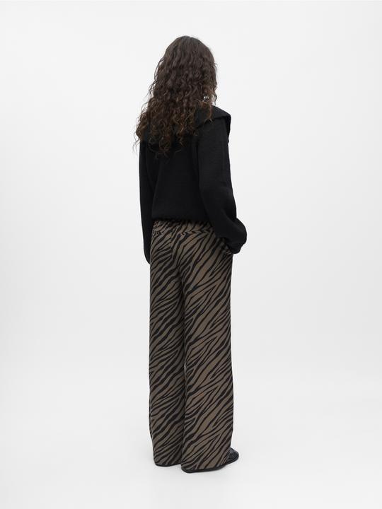 Actual product image Object Leoprint Hose mit weitem Bein (Frequency band 38 (2600 MHz))