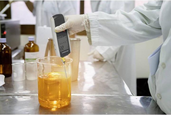 Actual product image Voltcraft Digital thermometer + immersion sensor