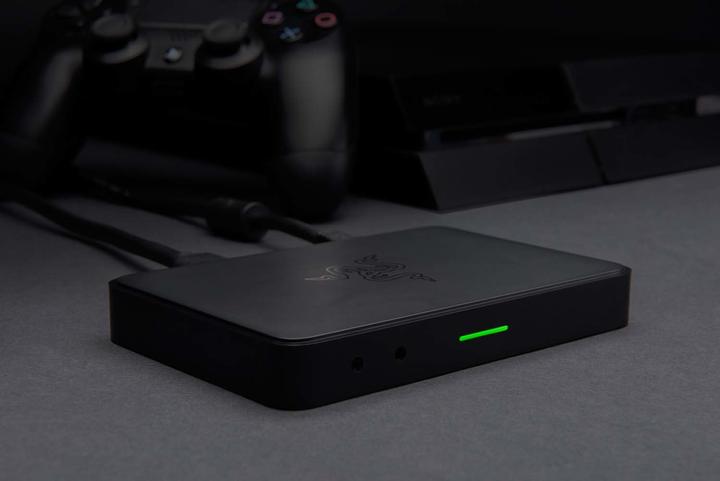 Actual product image Razer Ripsaw Game Capture Card (Xbox Series X, Xbox One S, Xbox Series S, PC, PS3, PS4, Wii U, Xbox 360, Xbox One X)