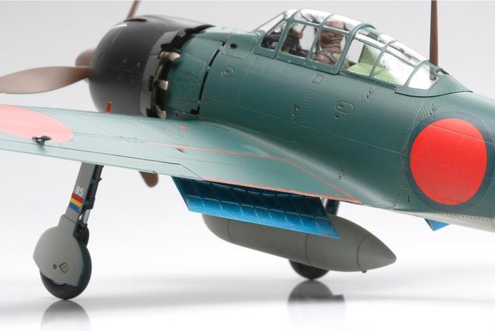 Actual product image Tamiya Mitsubishi A6M5/5a Zero Fighter (Zeke)
