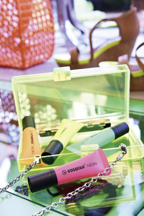 Produktbild STABILO NEON Textmarker (Magenta, 5 mm, 1 x)
