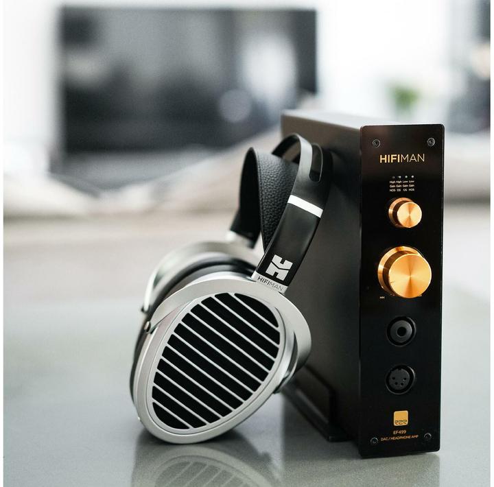 Actual product image Hifiman EF499 (gain switch)