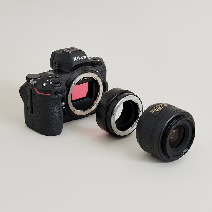 Produktbild Urth Lens Mount Adapter: Compatible with Nikon F (G Type) Lens to Nikon Z Camera Body