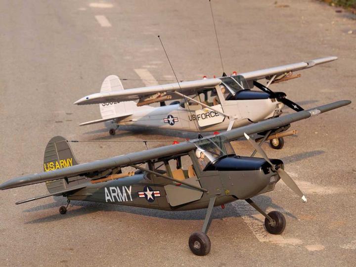 Actual product image Vq Models l-19 bird dog 55 (silver) / 1730 mm (Scale Helicopter)