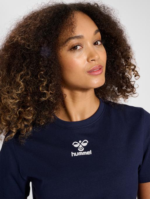 Produktbild hummel hmlICONS WOMAN T-SHIRT (XS)