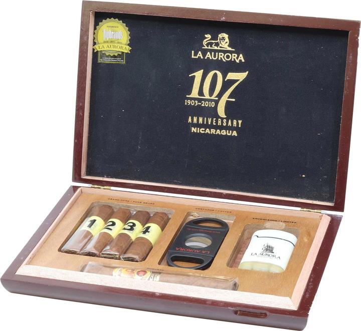 Actual product image La Aurora 107 Nicaragua Training Kit (Corona)