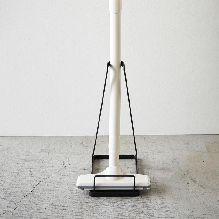 Immagine prodotto Yamazaki Staubsaugerständer Tower