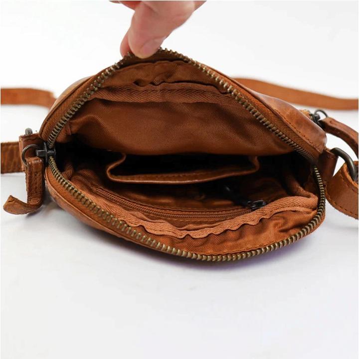 Actual product image Bear Rock Karin Shoulder Bag Cognac