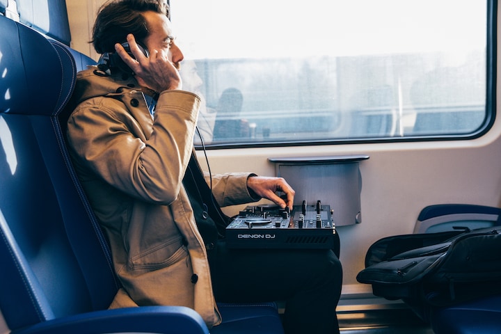 Actual product image Denon DJ Prime Go