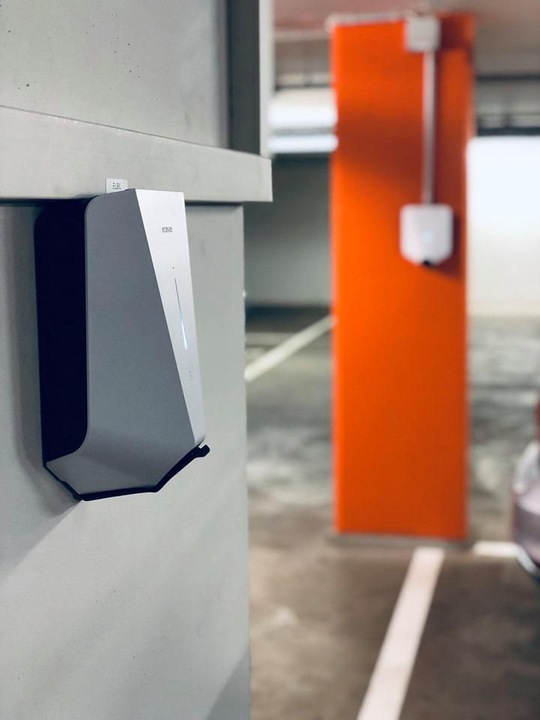 Actual product image Easee Home charging station (1.4 - 22kW) gray (Type 2, 22 kW, 32 A, Type 2)