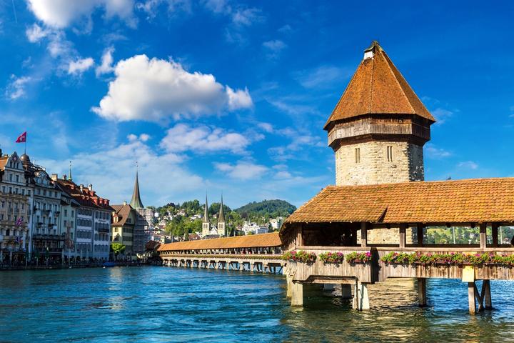 Actual product image WoodenCity Puzzle Holz L CH Kapellbrücke (250 pieces)