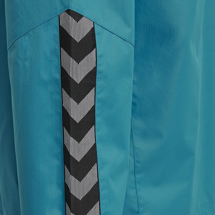 Actual product image hummel Authentic Wind Breaker (S)