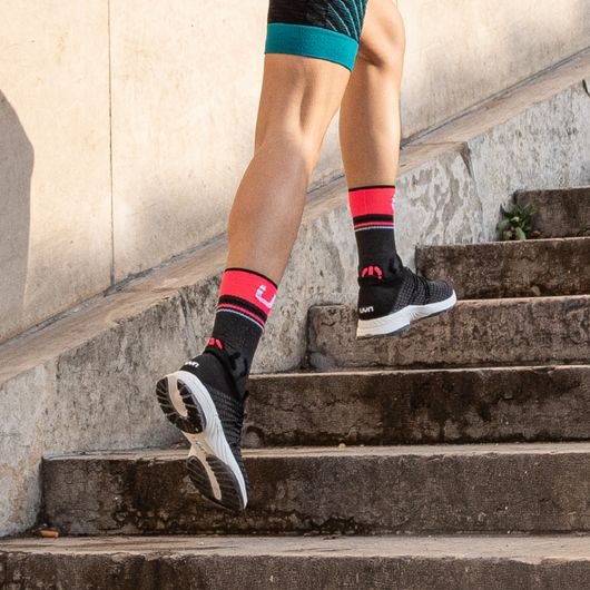 Actual product image UYN Runner's One Mid (37 - 38)