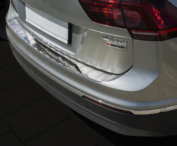 Immagine prodotto Aristar Protezione paraurti in acciaio inox per VW Tiguan + Allspace dal 2016 a oggi (Posteriore, Effigie)