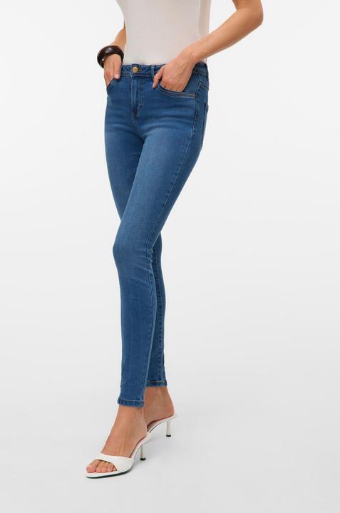 Actual product image Vero Moda Normal Waist Slim Fit Jeans (S)
