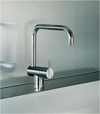 Produktbild Vola KV1 etgrebs køkkenamatur i krom med keramisk ventilenhed og dobbelt svingbar tud med vandbespar