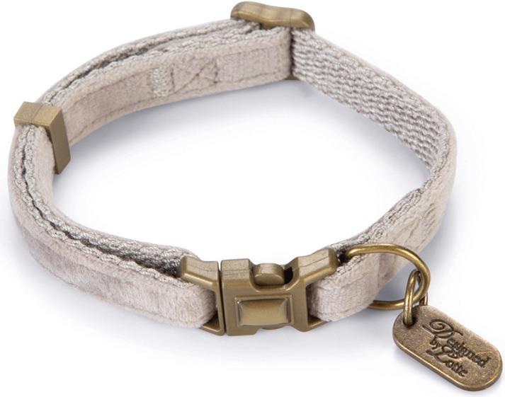 Actual product image Designed by Lotte Velura (30, Dog, Walks, Jogging)