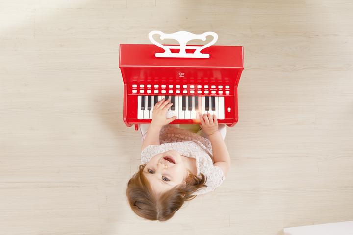 Produktbild Hape Leuchttasten-Piano mit Hocker, rot FSC