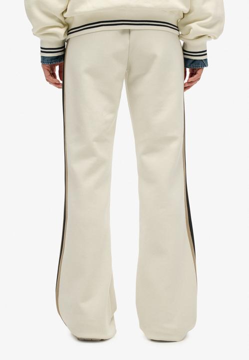 Actual product image Superdry Studios (L)