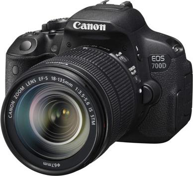Produktbild Canon EOS 700D, 18-135mm IS STM Kit (18 - 135 mm, 18 Mpx, APS-C / DX)