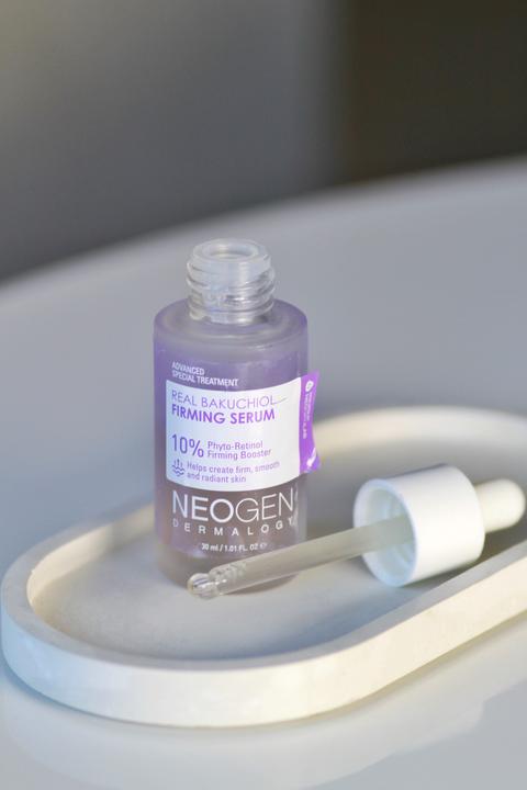 Produktbild Neogen Dermalogy Dermalogy Real Bakuchiol Firming Serum (30 ml)