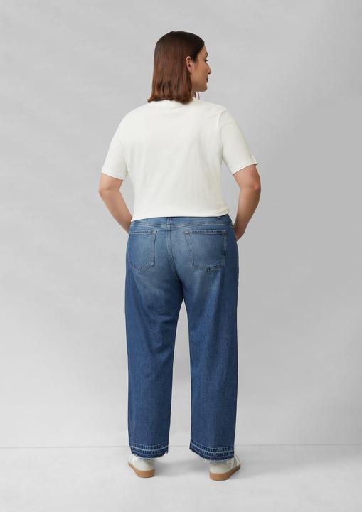 Produktbild S.Oliver Jeans-Hose Cropped Jeans / Straight Fit / Mid Rise / Straight Leg / mit Saumdetails (54)