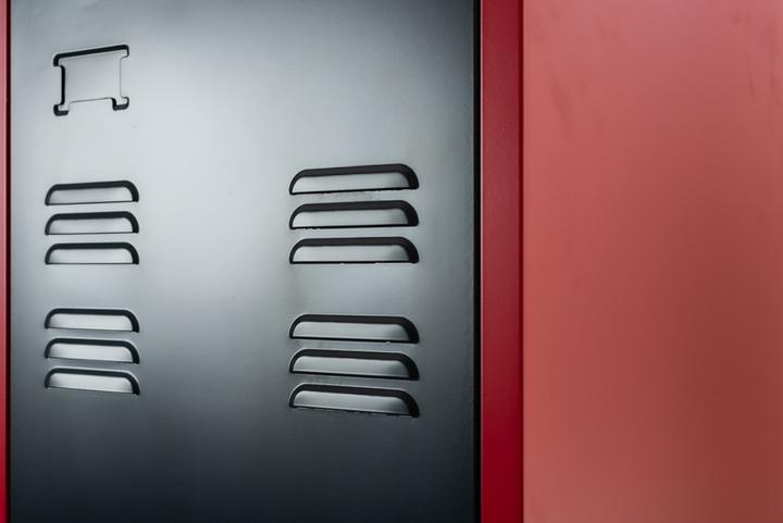 Actual product image Jet-Line Filing cabinet Locker PETROW red-dark grey 1-door metal cabinet